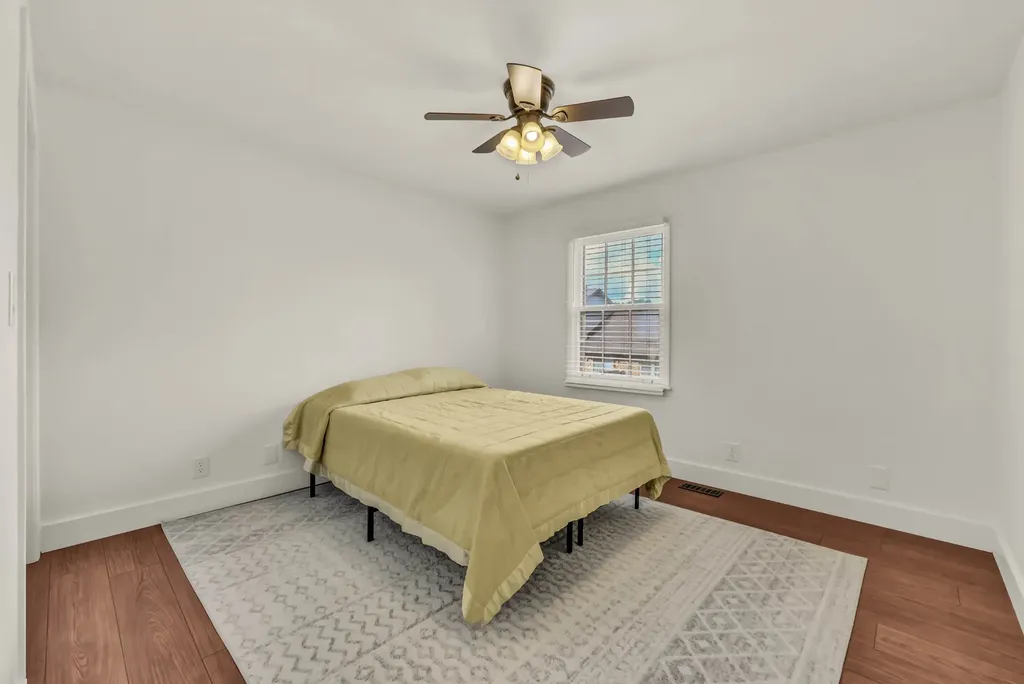 320 Kingswood Court Clarksville TN 37043