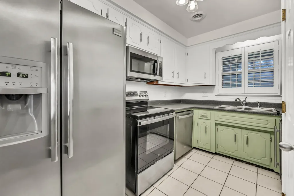 320 Kingswood Court Clarksville TN 37043