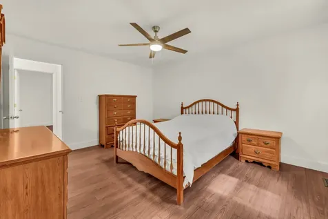 320 Kingswood Court Clarksville TN 37043
