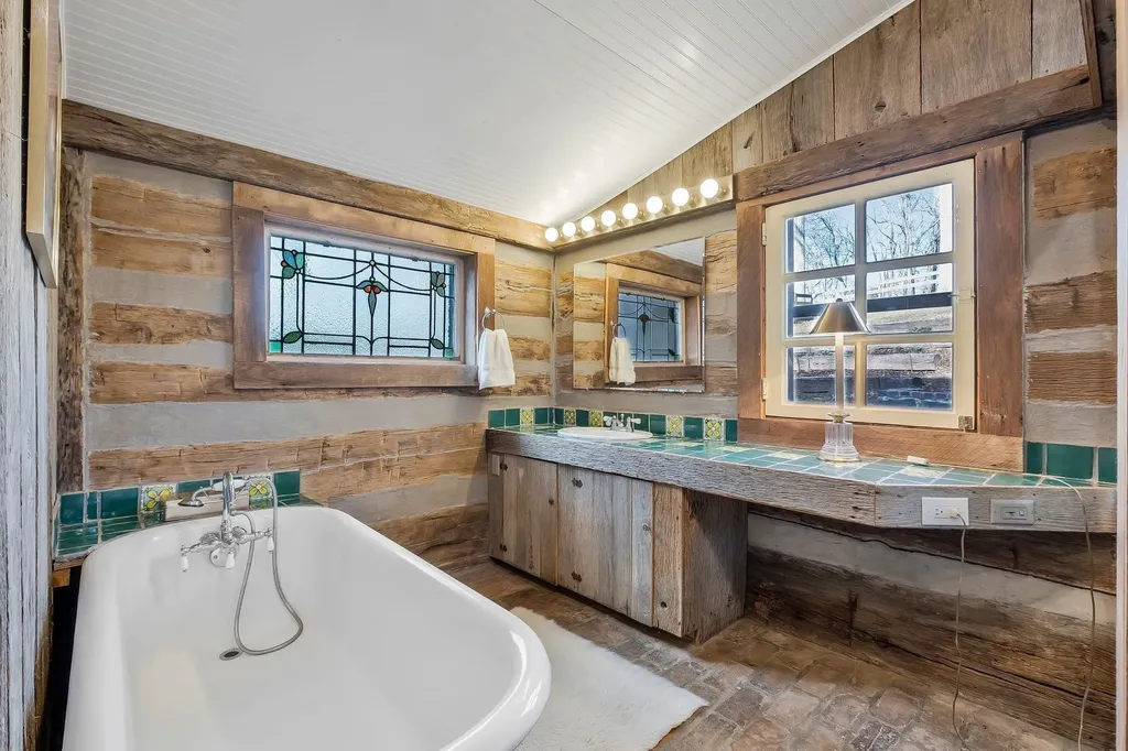 4404A Long Hollow Pike Goodlettsville TN 37072