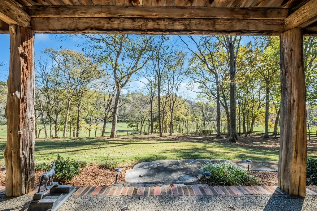 4404A Long Hollow Pike Goodlettsville TN 37072