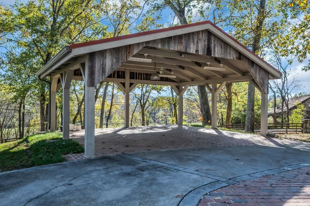4404A Long Hollow Pike Goodlettsville TN 37072