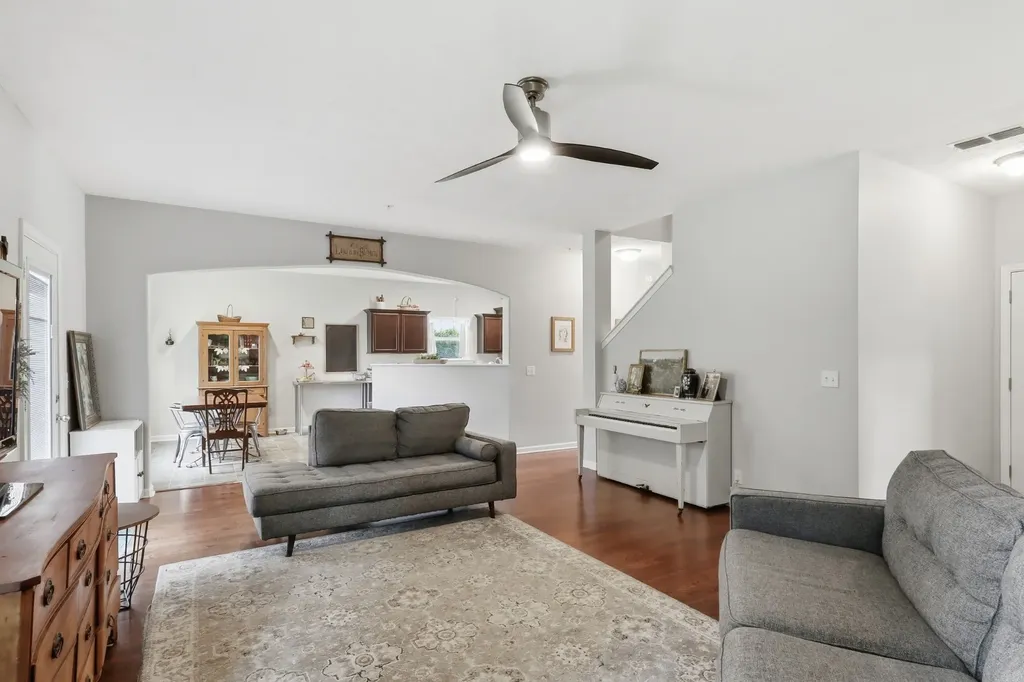 806 Silverhill Drive Murfreesboro TN 37129