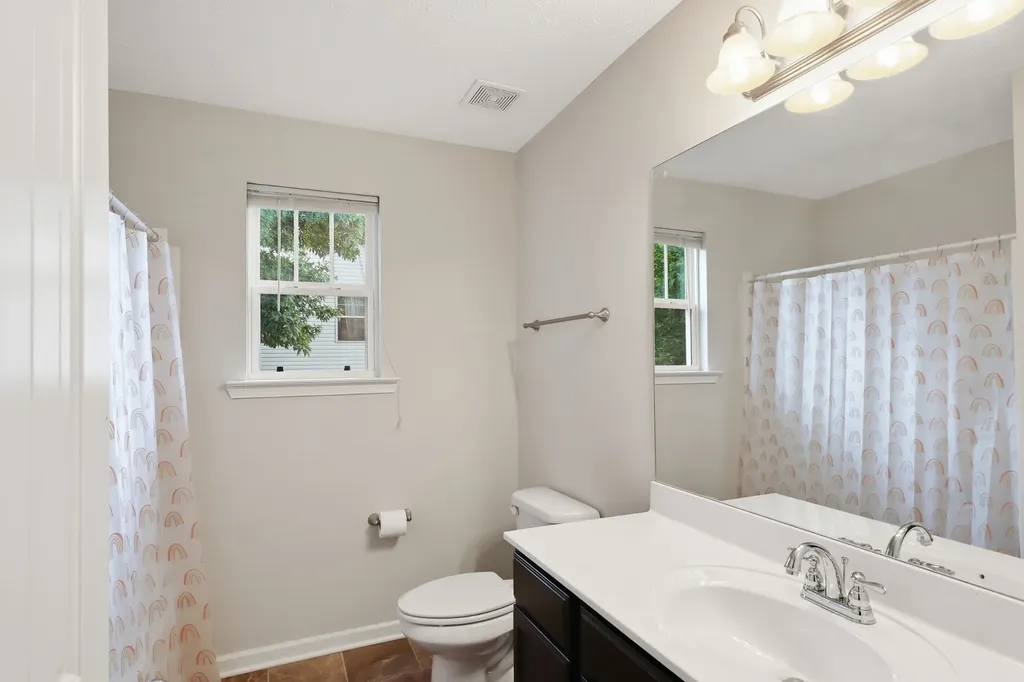 806 Silverhill Drive Murfreesboro TN 37129