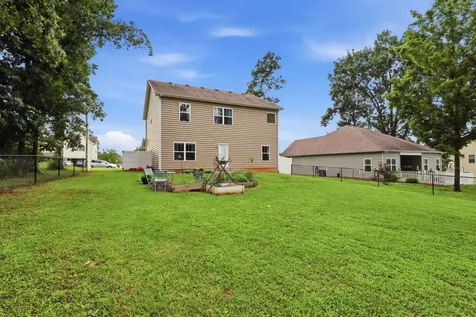 806 Silverhill Drive Murfreesboro TN 37129