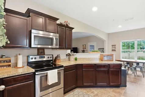 806 Silverhill Drive Murfreesboro TN 37129