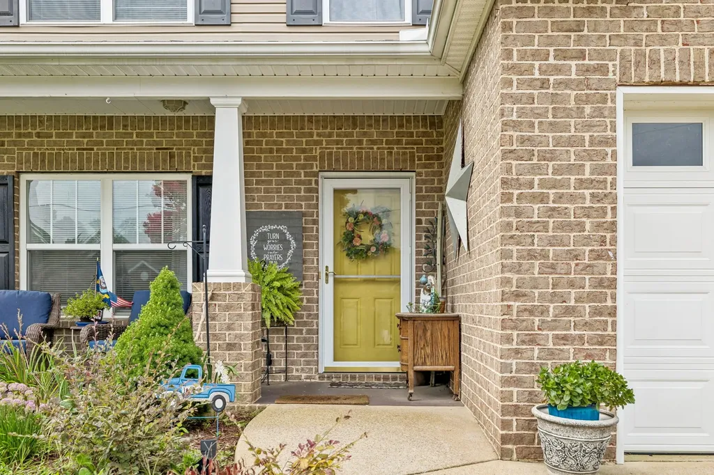 6038 Chickadee Circle Spring Hill TN 37174