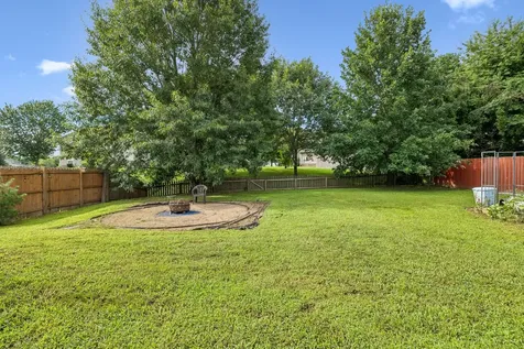 6038 Chickadee Circle Spring Hill TN 37174