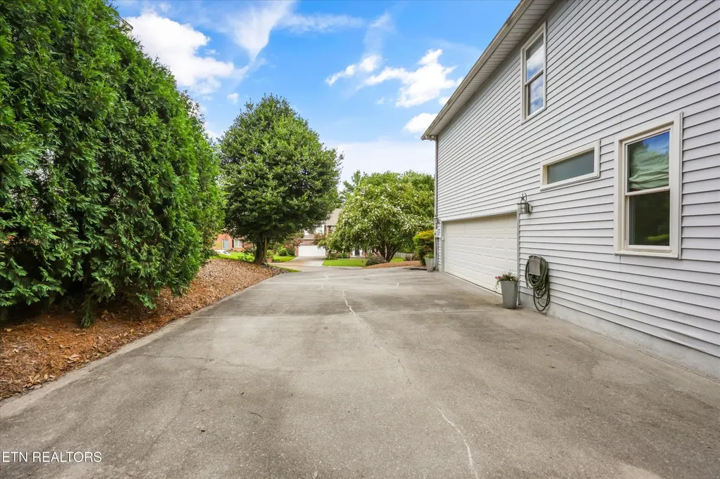 10534 Aspen Ridge Lane Knoxville TN 37932