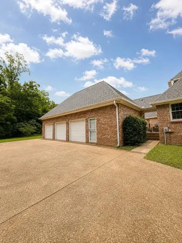 7902 Ooltewah Georgetown Road Ooltewah TN 37363