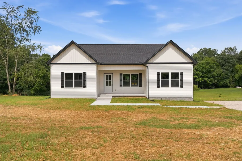 1434 East Piney Road Dickson TN 37055