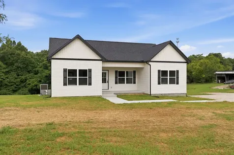 1434 East Piney Road Dickson TN 37055
