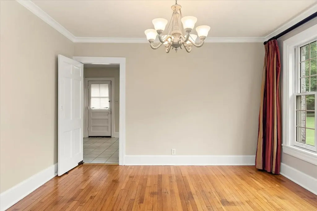 2011 Cedar Lane Nashville TN 37212