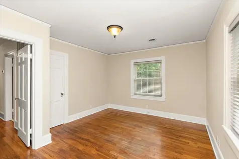 2011 Cedar Lane Nashville TN 37212