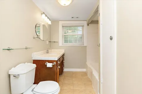 2011 Cedar Lane Nashville TN 37212