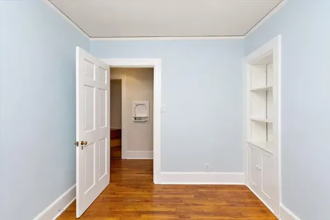 2011 Cedar Lane Nashville TN 37212