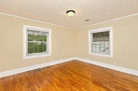 2011 Cedar Lane Nashville TN 37212