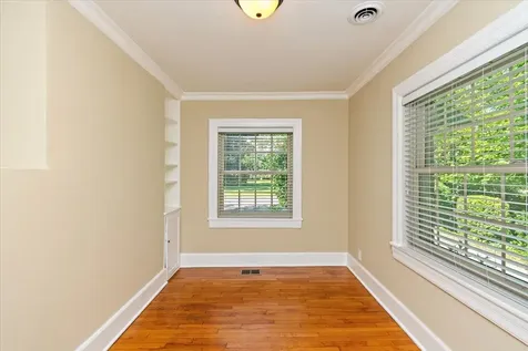 2011 Cedar Lane Nashville TN 37212