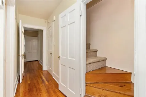 2011 Cedar Lane Nashville TN 37212