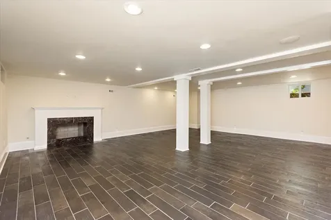 2011 Cedar Lane Nashville TN 37212