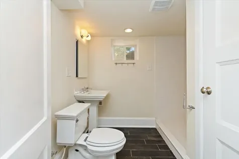2011 Cedar Lane Nashville TN 37212
