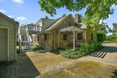 2011 Cedar Lane Nashville TN 37212