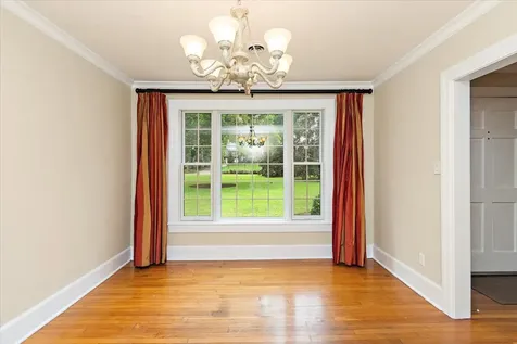 2011 Cedar Lane Nashville TN 37212
