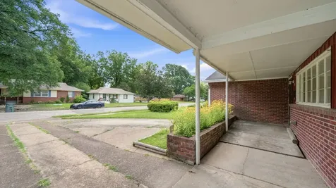 1381 Oak Ridge Drive Memphis TN 38111