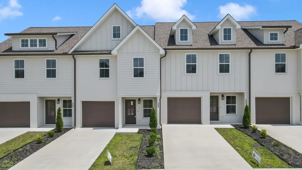 338 Legends Circle Baxter TN 38544