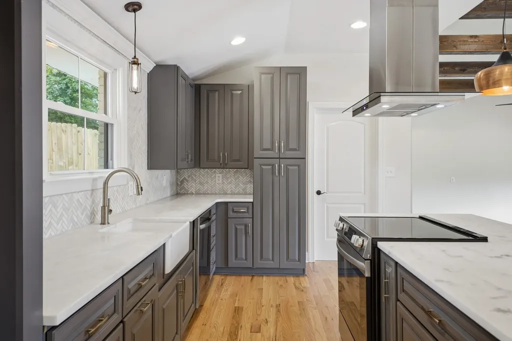 2515 Sleepy Hollow Drive Nashville TN 37217