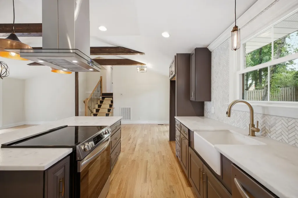 2515 Sleepy Hollow Drive Nashville TN 37217