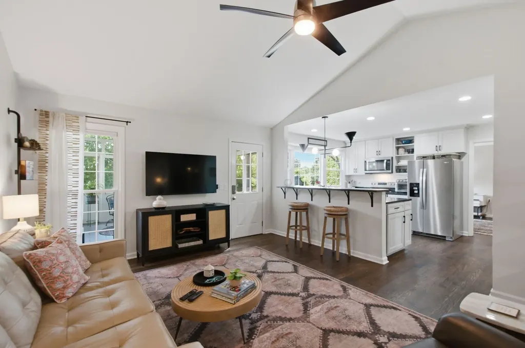 956 Harpeth Bend Drive Nashville TN 37221