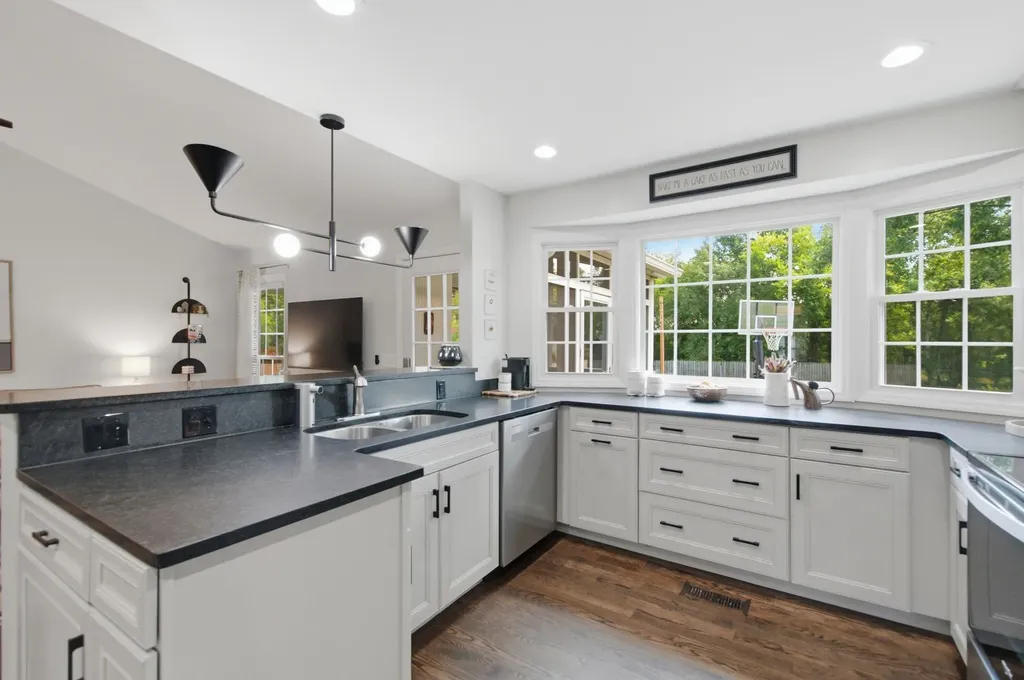 956 Harpeth Bend Drive Nashville TN 37221