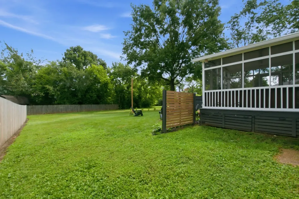956 Harpeth Bend Drive Nashville TN 37221