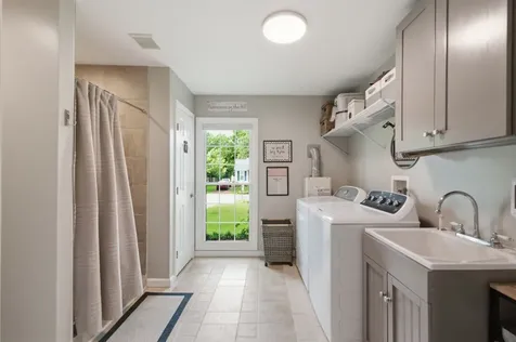 956 Harpeth Bend Drive Nashville TN 37221