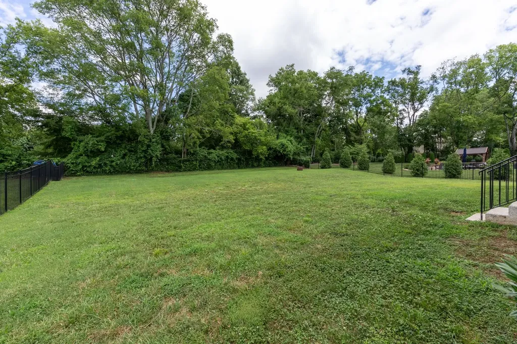 661 Concord Drive Gallatin TN 37066