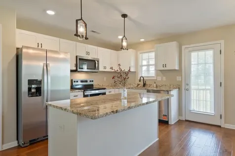 3232 Owl Hollow Road Belvidere TN 37306