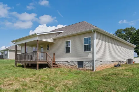 3232 Owl Hollow Road Belvidere TN 37306