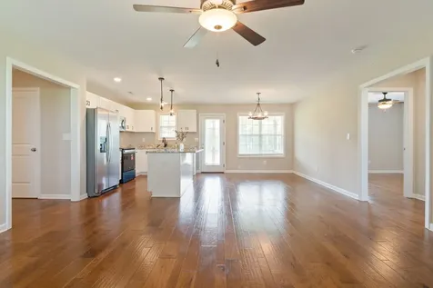 3232 Owl Hollow Road Belvidere TN 37306