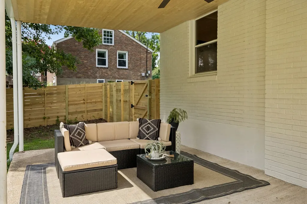 3925 Moss Rose Drive Nashville TN 37216
