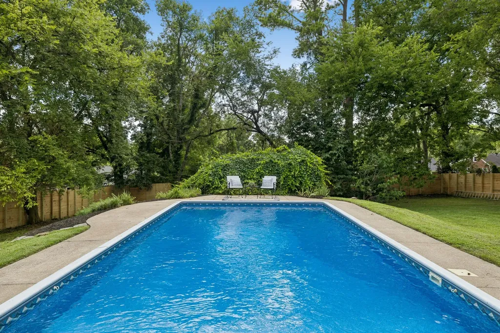 3925 Moss Rose Drive Nashville TN 37216