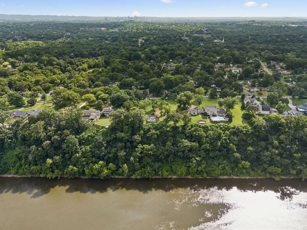 3925 Moss Rose Drive Nashville TN 37216