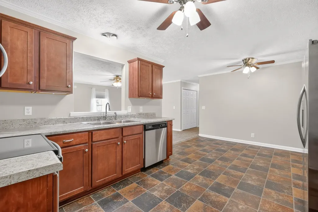 2504 Angelyn Drive Murfreesboro TN 37129
