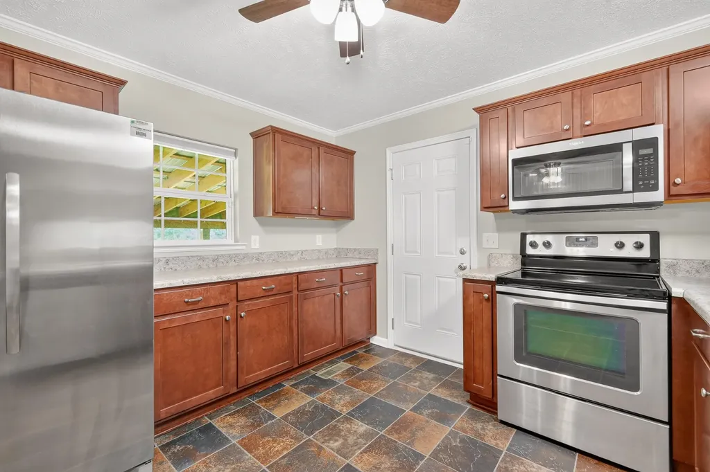 2504 Angelyn Drive Murfreesboro TN 37129