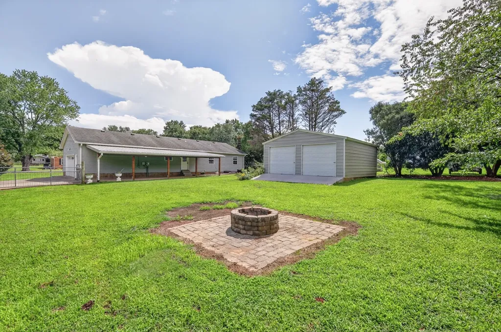 2504 Angelyn Drive Murfreesboro TN 37129