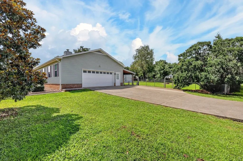 2504 Angelyn Drive Murfreesboro TN 37129