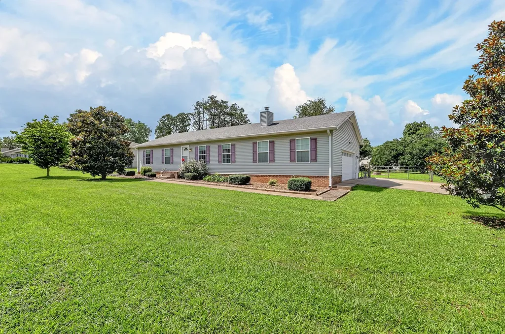 2504 Angelyn Drive Murfreesboro TN 37129