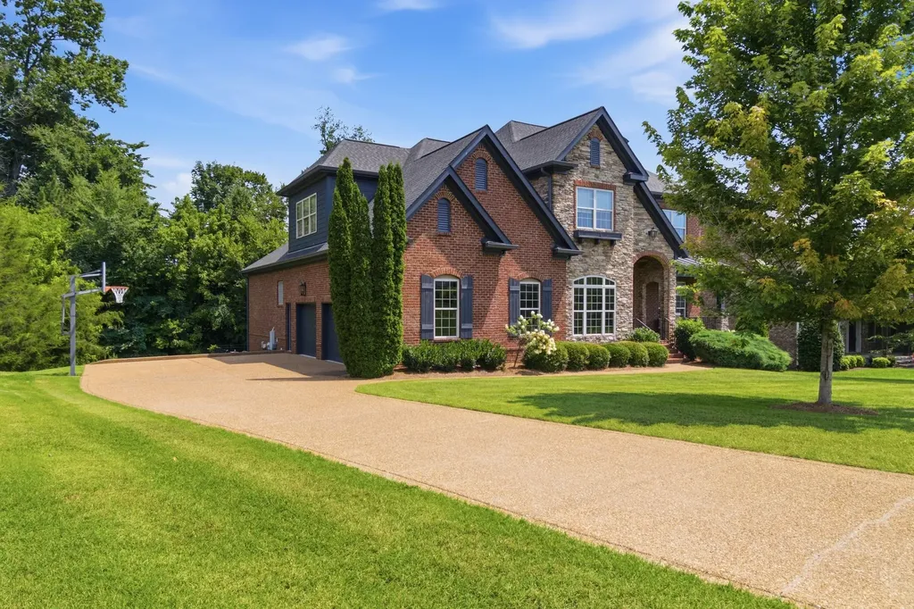 1600 Glenellen Way Brentwood TN 37027