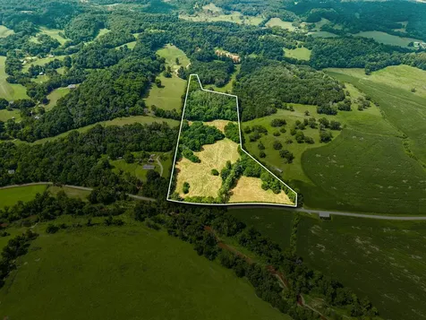 4545 Stephenson Schoolhouse Road Hampshire TN 38461