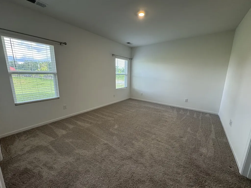 213 Charlie Place White House TN 37188